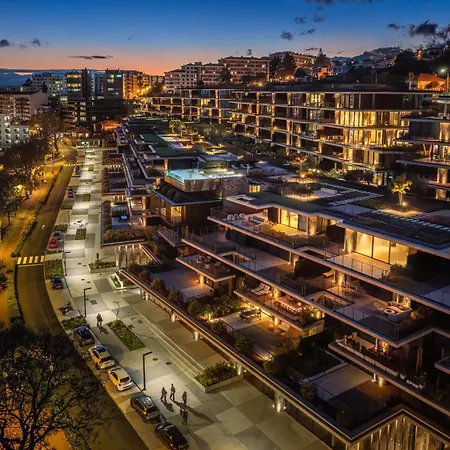 Lyra Lux Penthouse By Lovelystay *