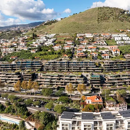 Lyra Lux Penthouse By Lovelystay * Funchal (Madeira)