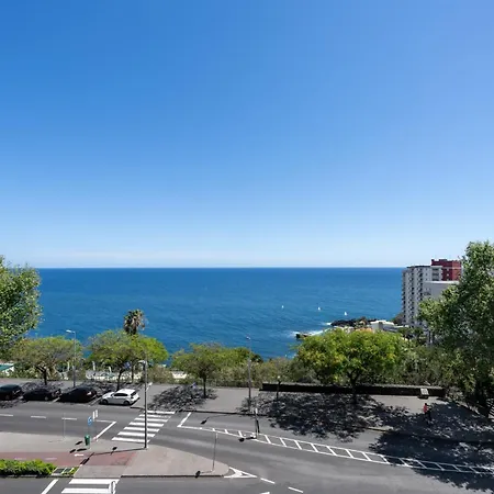 Lyra Lux Penthouse By Lovelystay * Funchal (Madeira)
