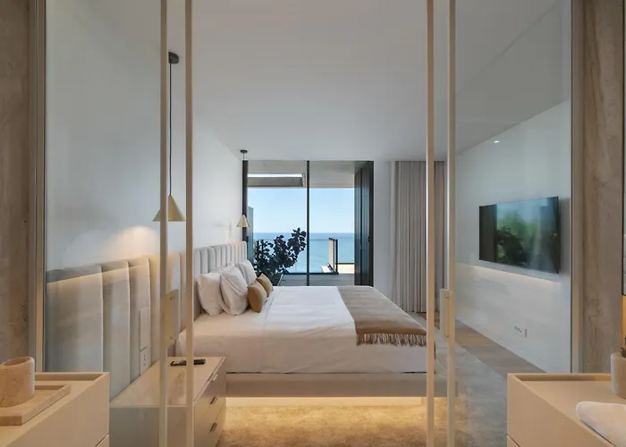 Lyra Lux Penthouse By Lovelystay Apartment *